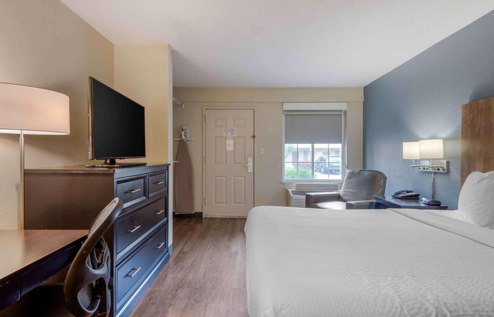 Extended Stay America Select Suites - Charlotte - Airport Eksteriør bilde