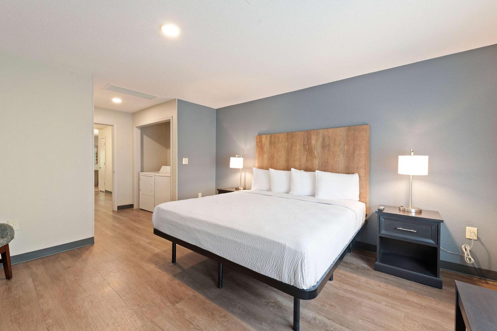 Extended Stay America Select Suites - Charlotte - Airport Eksteriør bilde