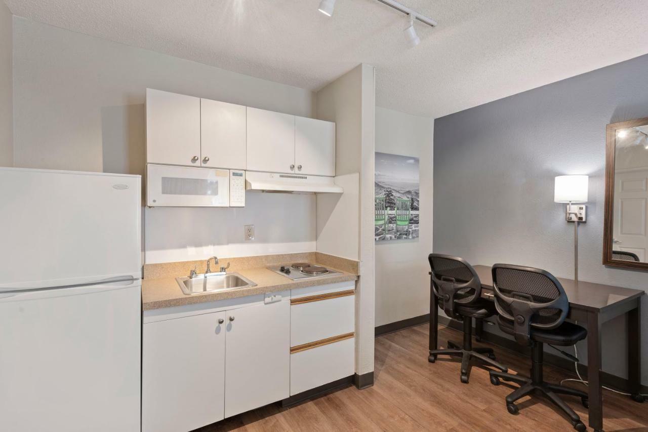 Extended Stay America Select Suites - Charlotte - Airport Eksteriør bilde